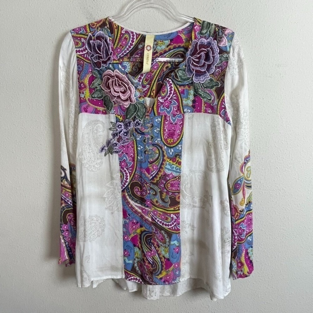 Cyrena Paisley Floral Embroidered Blouse Women M White Pink Boho Resort Festival